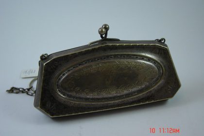 Επάργυρο τσάντακι.TIMH 90EURO