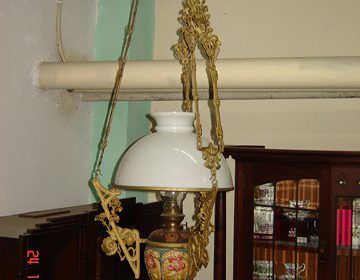 Γαλλική κρεμαστή λάμπα πετρελαίου