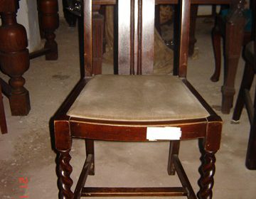 Αγγλική καρέκλα από ξύλο δρυός με πόδια barley-twist σε τετράδα Circa 1920. ΤΙΜΗ TEMAXIOY 100EYRO