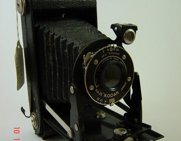 SIX-20 KODAK junior camera μοντέλο του 1934 ΤΙΜΗ: 50 ΕΥΡΩ