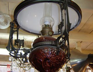 Γαλλική κρεμαστή λάμπα πετρελαίου.TIMH 530EURO