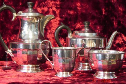 Αγγλικό Ασημένιο (silver 925) Σερβίτσιο Καφέ-Τσαγιού 4 τεμαχίων Καφετιέρα-Τσαγιέρα-Γαλατιέρα-Ζαχαριέρα με σφραγίδες γνησιότητας